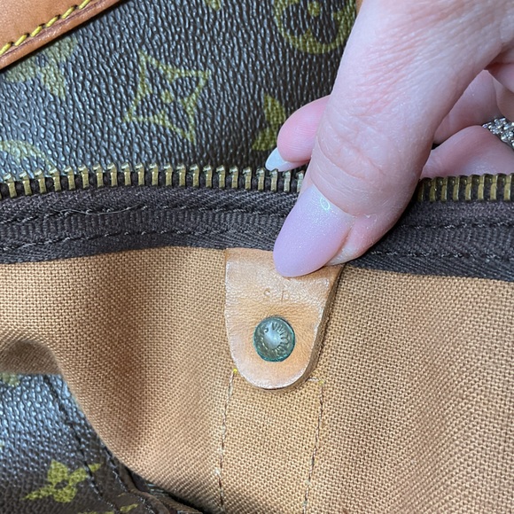 Louis Vuitton Authentic 60 Keepall Brown Monogram Duffel Bag - Picture 13 of 16